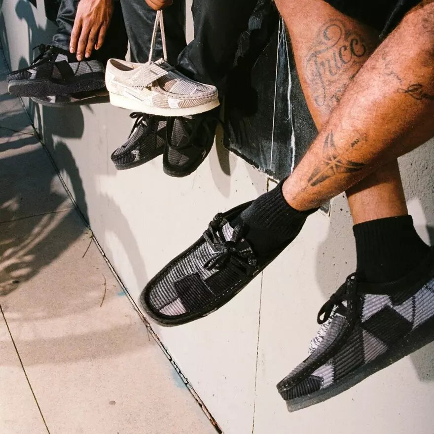 Aleali May X Wallabee grå kombination Aleali May X Wallabee grå kombination