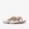 Breeze Opal Sand Cloudsteppers™-Flip-flops til kvinder Breeze Opal Sand Cloudsteppers™-Flip-flops til kvinder
