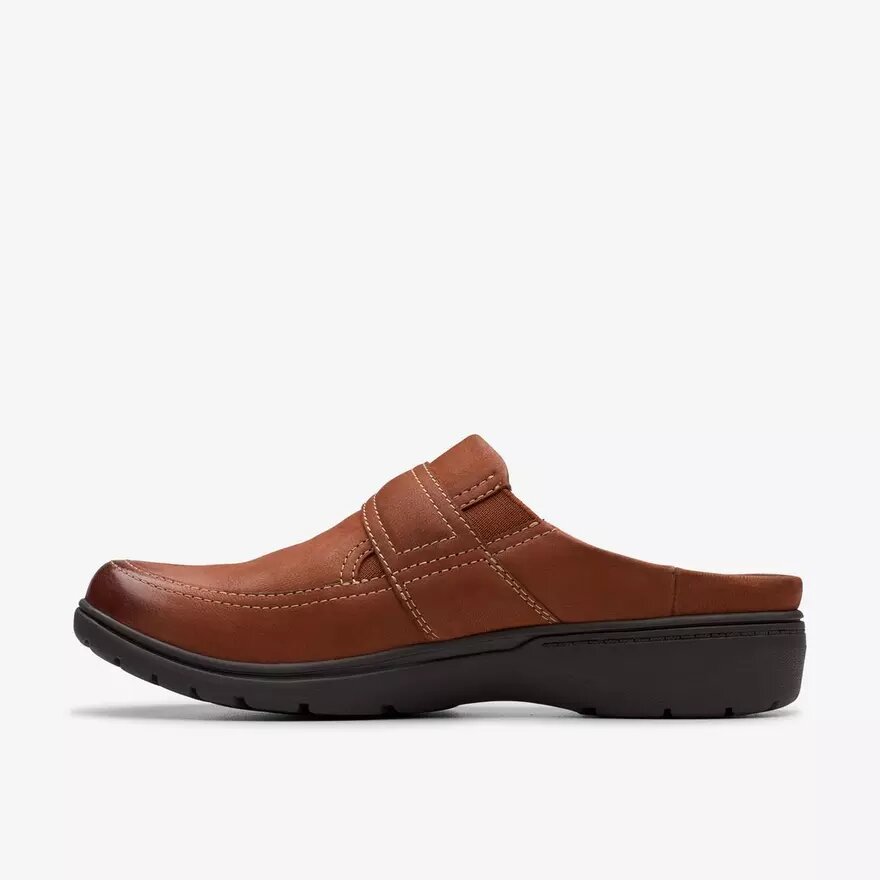 Carleigh Viola træsko & mules i britisk tan-farvet nubuck til kvinder Carleigh Viola træsko & mules i britisk tan-farvet nubuck til kvinder