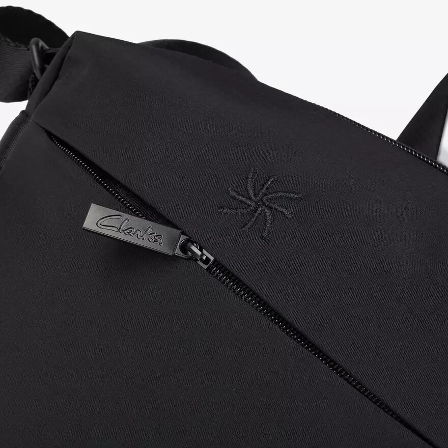 Cloudstepper-crossbody-tasker til kvinder i sort Cloudstepper-crossbody-tasker til kvinder i sort