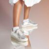 Hollyhock Walk sølvfarvede lædersneakers til kvinder Hollyhock Walk sølvfarvede lædersneakers til kvinder