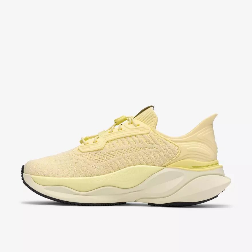 Pace Rise-sneaker til kvinder i lysegul Pace Rise-sneaker til kvinder i lysegul