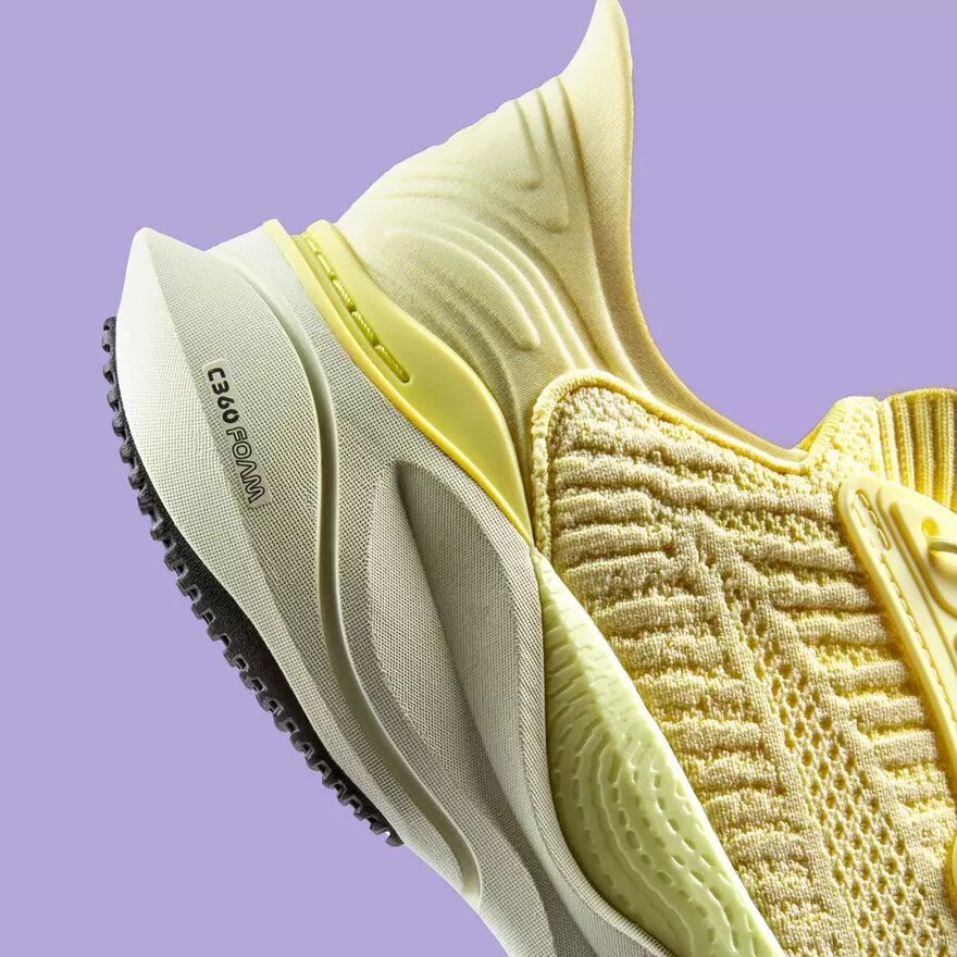 Pace Rise-sneaker til kvinder i lysegul Pace Rise-sneaker til kvinder i lysegul
