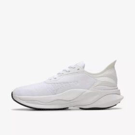 Pace Walk herresko i hvid til fritid og sport