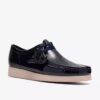 Wallabee 2604 Navy i lak til herre